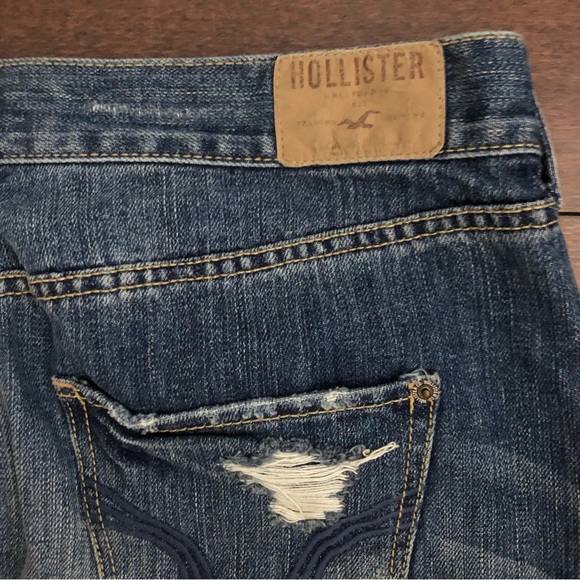 Hollister Dark Wash Distressed Denim Mini Skirt 7 - Picture 7 of 8